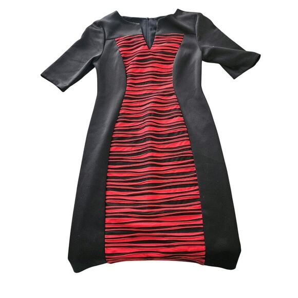 Vintage Red & Black Stretchy Short Sleeved V-Neck Sheath Dress. Size Small/6 - Picture 3 of 6
